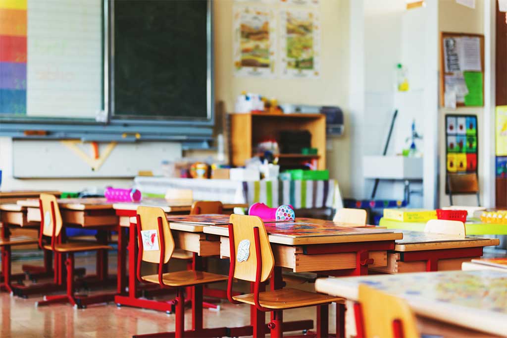 5 ways to effectively manage your classroom